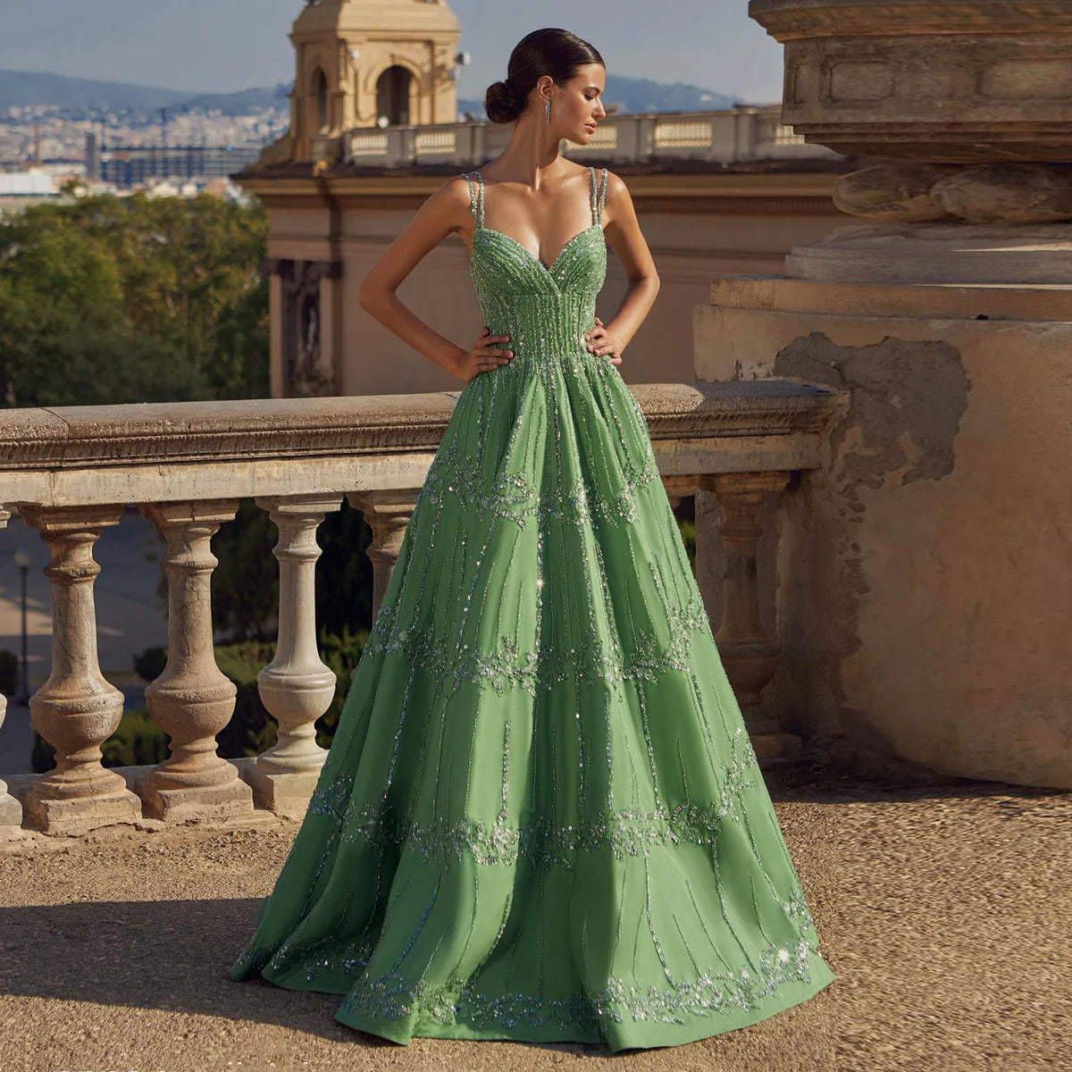 Luxury Beaded Green Spaghetti Evening Dresses SS225